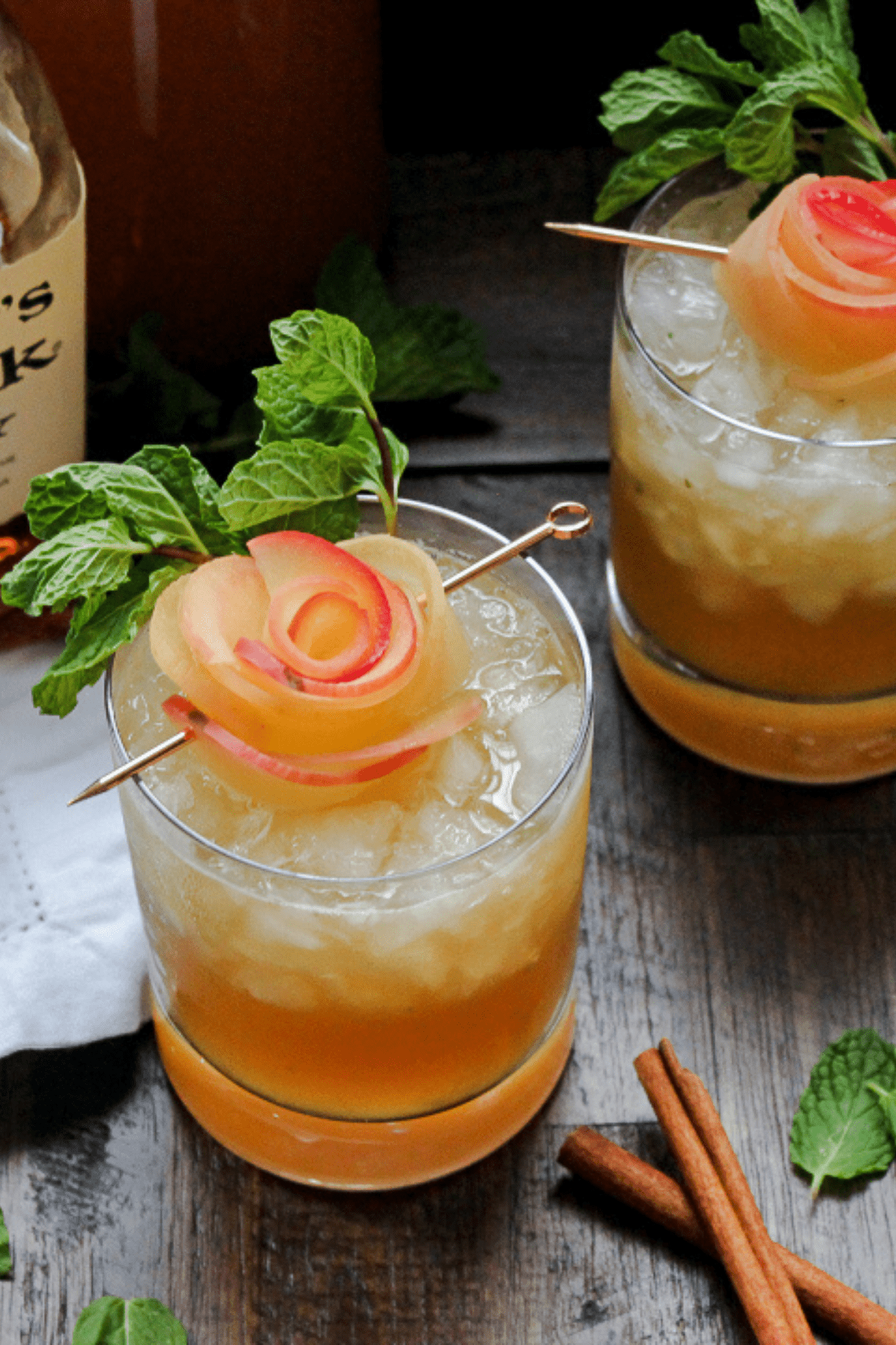 Apple cider whiskey smash